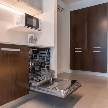 Bright 2bdr Duplex With Balcony By Lovelystay Apartment Lissabon